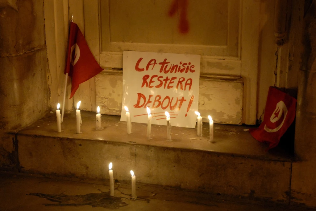 Tunezyjskie związki zawodowe wezwały do "cichej demonstracji" Tunezyjskie związki zawodowe wezwały do "cichej demonstracji"