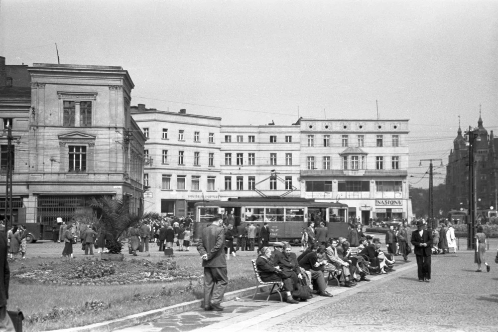 Rynek w Stalinogrodzie, 1955