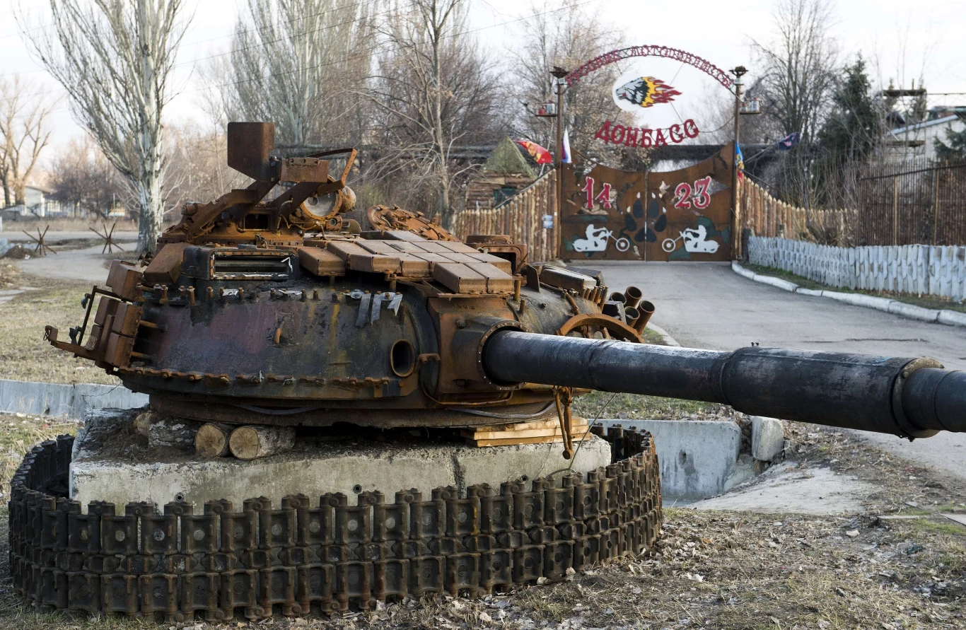 Większość członków grupy pochodzi z Donbasu. Są też Rosjanie i Białorusini. Większość członków grupy pochodzi z Donbasu. Są też Rosjanie i Białorusini.