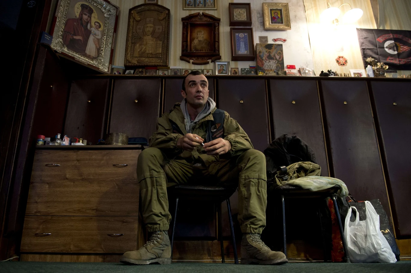 Większość członków grupy pochodzi z Donbasu. Są też Rosjanie i Białorusini. Większość członków grupy pochodzi z Donbasu. Są też Rosjanie i Białorusini.