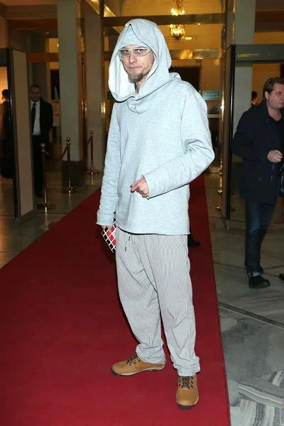 27 marca 2014 roku L.U.C. na 35. Przeglądzie Piosenki Aktorskiej miał zaprezentować specjalny repertuar. W pewnym momencie raper spadł do zapadni sceny. Muzyk został przewieziony do szpitala. Popularny wykonawca uszkodził szczękę, złamał rękę oraz naderwał odcinek szyjny kręgosłupa (fot. VIPHOTO)