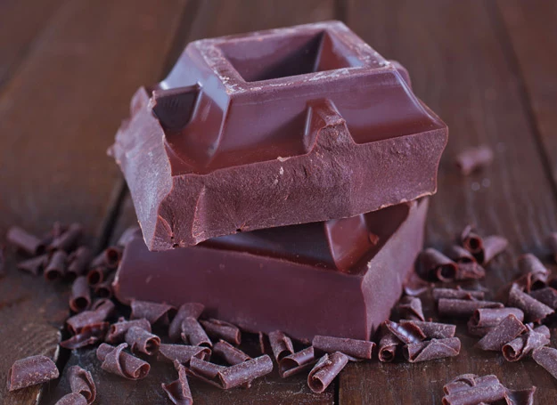 Gorzka czekolada jest jednym z niewielu zdrowych słodyczy. 
