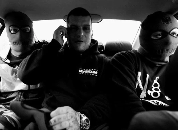 Popek w klipie "Napad na bank"