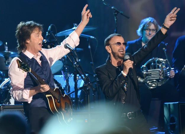 Paul McCartney wprowadzi Ringo Starra do Rockandrollowego Salonu Sław - fot. Larry Busacca