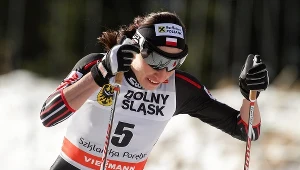 Justyna Kowalczyk podczas zawodów Pucharu Świata w Szkarskiej Porębie