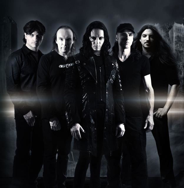 Luca Turilli's Rhapsody szykuje drugi album (lider pierwszy z lewej)