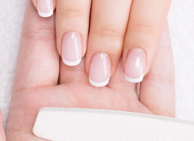 Elegancki manicure możesz zrobić w domu sama