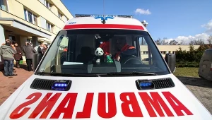Lekarze zasugerowali przetransportowanie pacjenta do innej placówki. Chłopiec zmarł, zdj. ilustracyjne