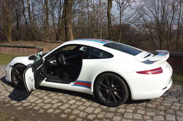 Porsche 911 Carrera S Martini Racing Edition Porsche 911 Carrera S Martini Racing Edition