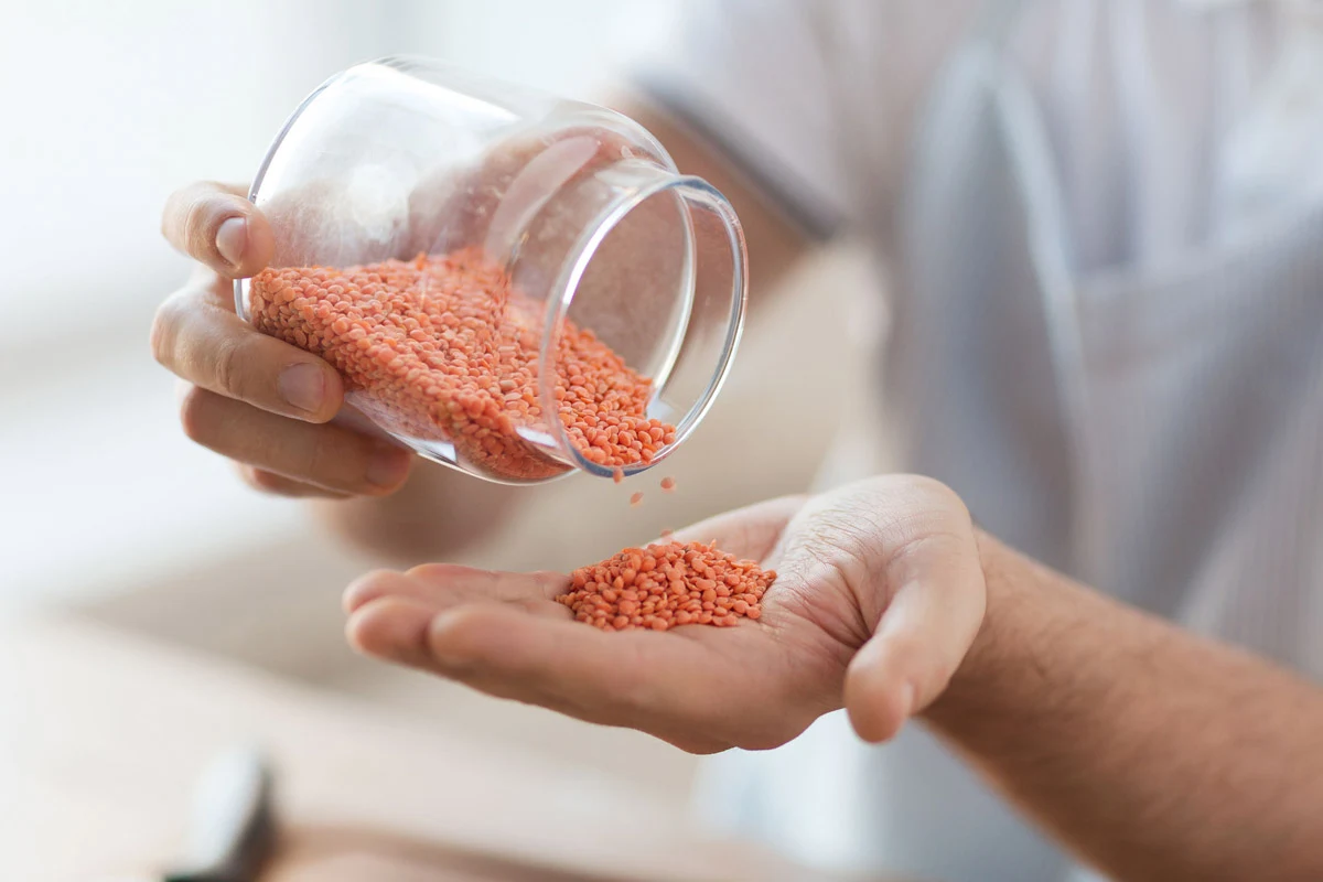 Zamiast mięsa, zjedz soczewicę. Dostarczysz cennego białka i sporo witamin Zamiast mięsa, zjedz soczewicę. Dostarczysz cennego białka i sporo witamin