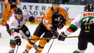 Leszek Laszkiewicz (w środku)