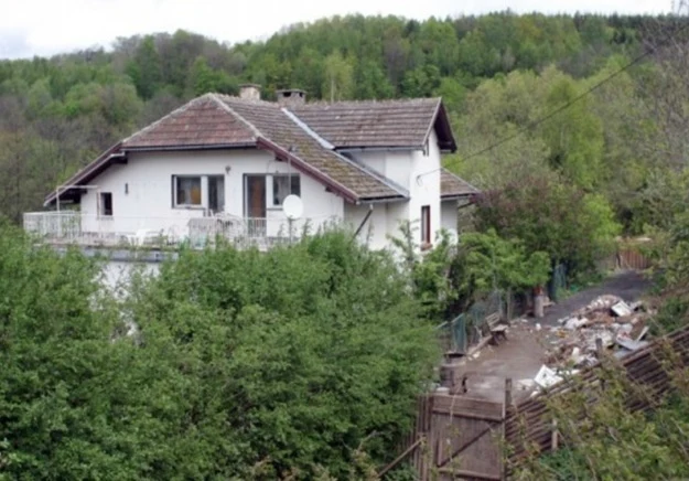 Dom Violetty Villas popada w ruinę