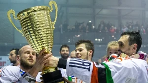 Hokeiści GKS Tychy świętują zdobycie mistrzostwa