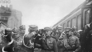 Powitanie marszałka Ferdynanda Focha w Warszawie. Widoczni m.in. marszałek Józef Piłsudski, mjr Józef Beck, gen. Kazimierz Sosnkowski 