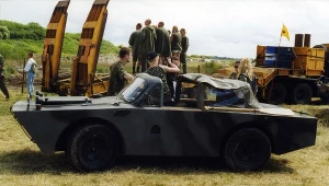 Pod pancerzem amfibii kryła się syrena 105