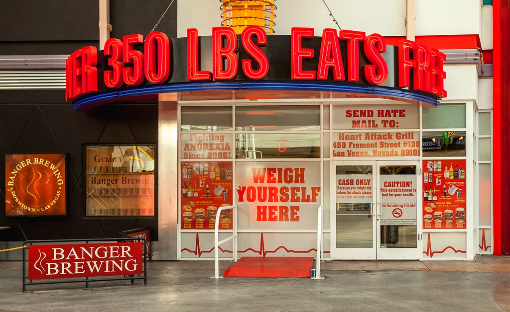 Witryna baru Heart Attack Grill