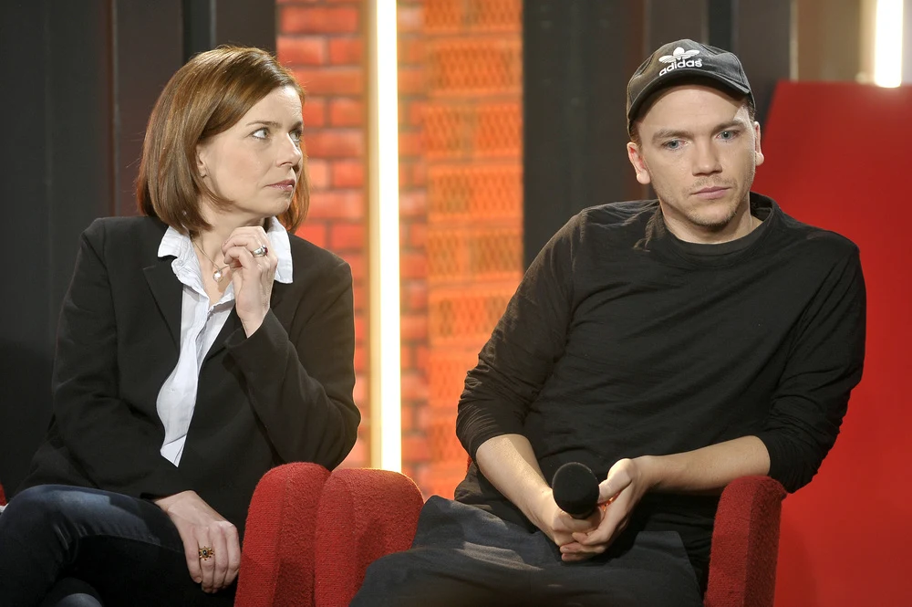 Agata Kulesza i Jan Komasa na pokazie 2. sezonu "Krwi z krwi" Agata Kulesza i Jan Komasa na pokazie 2. sezonu "Krwi z krwi"