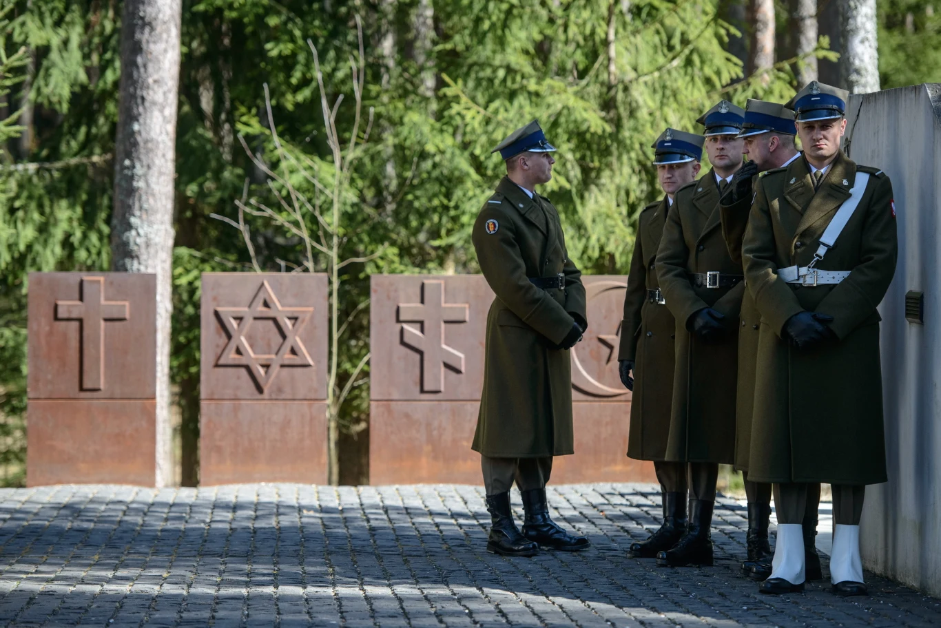 Uroczyste obchody 75. rocznicy zbrodni katyńskiej