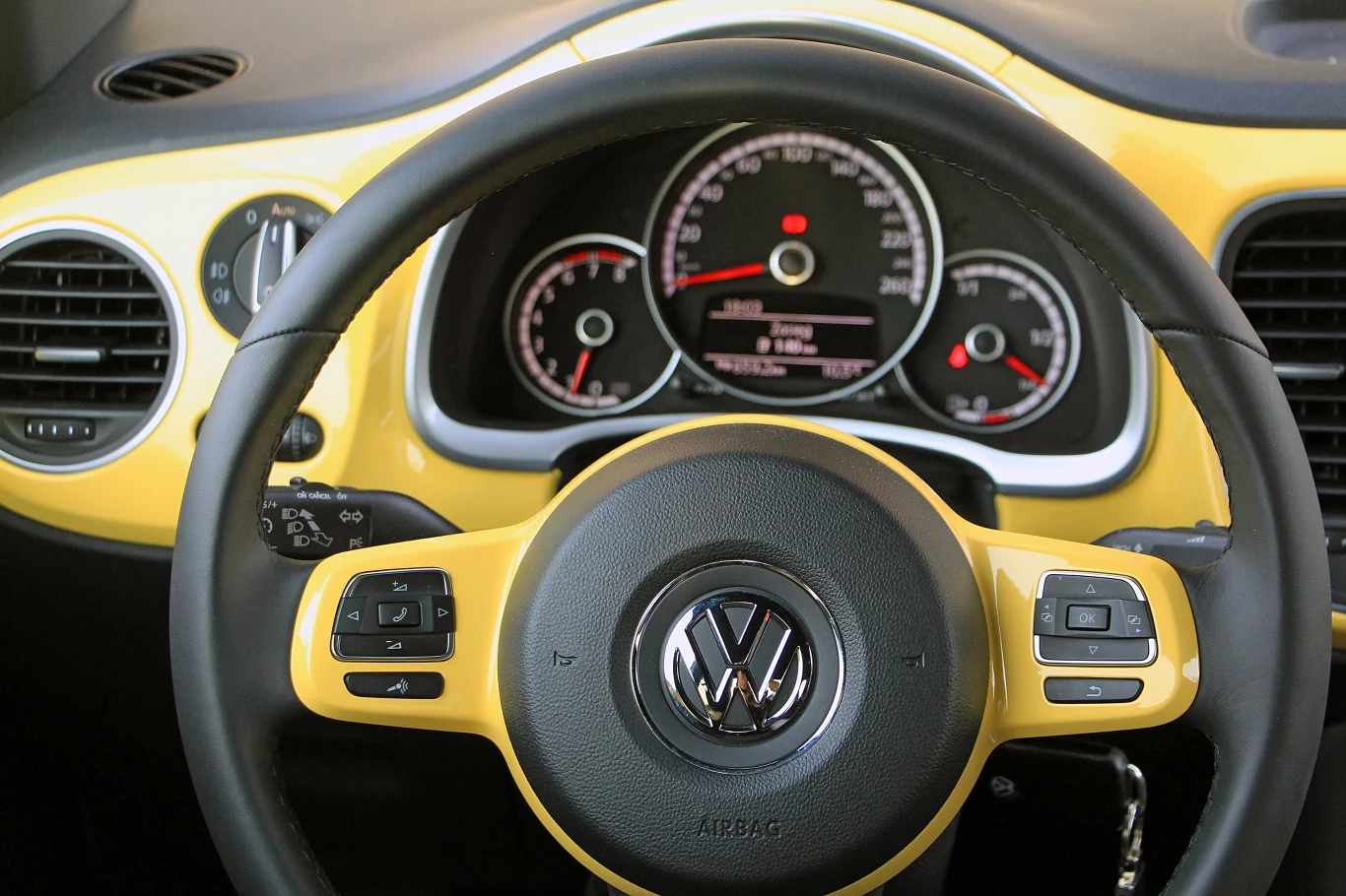 Volkswagen Beetle 1.4 TSI Volkswagen Beetle 1.4 TSI