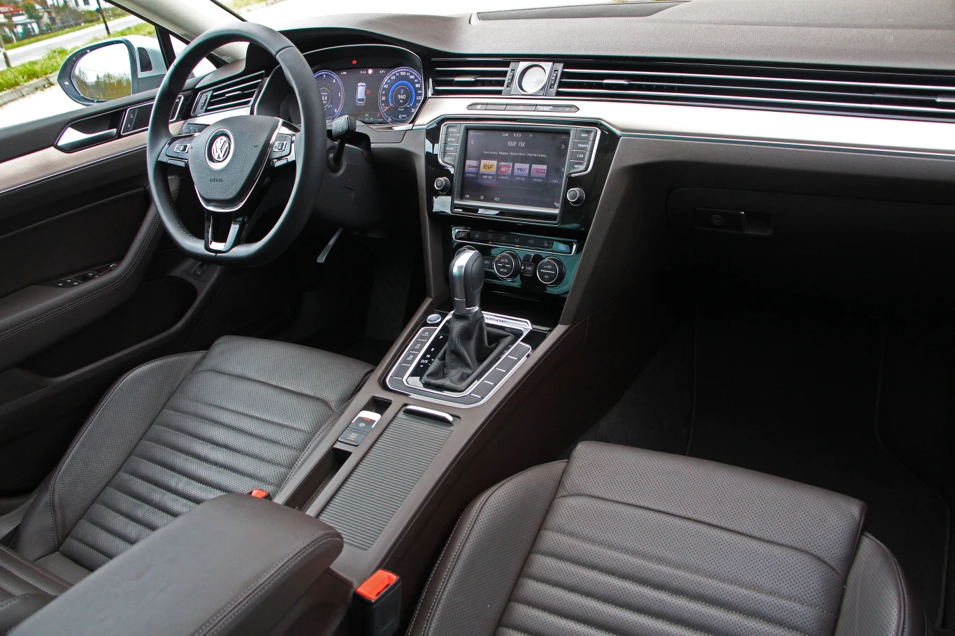 Volkswagen Passat Variant 2.0 TDI 240 KM 4MOTION Volkswagen Passat Variant 2.0 TDI 240 KM 4MOTION