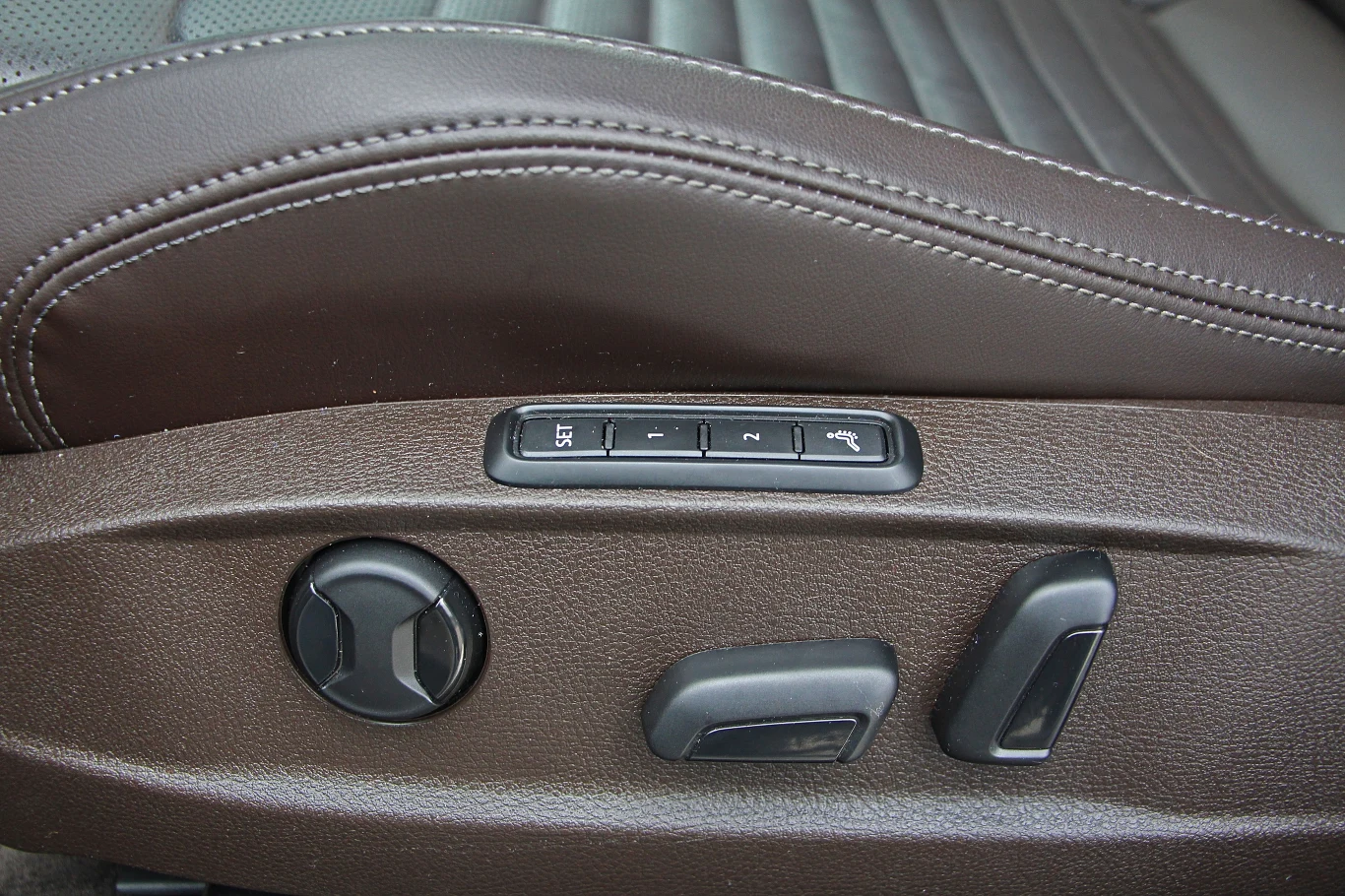 Volkswagen Passat Variant 2.0 TDI 240 KM 4MOTION Volkswagen Passat Variant 2.0 TDI 240 KM 4MOTION