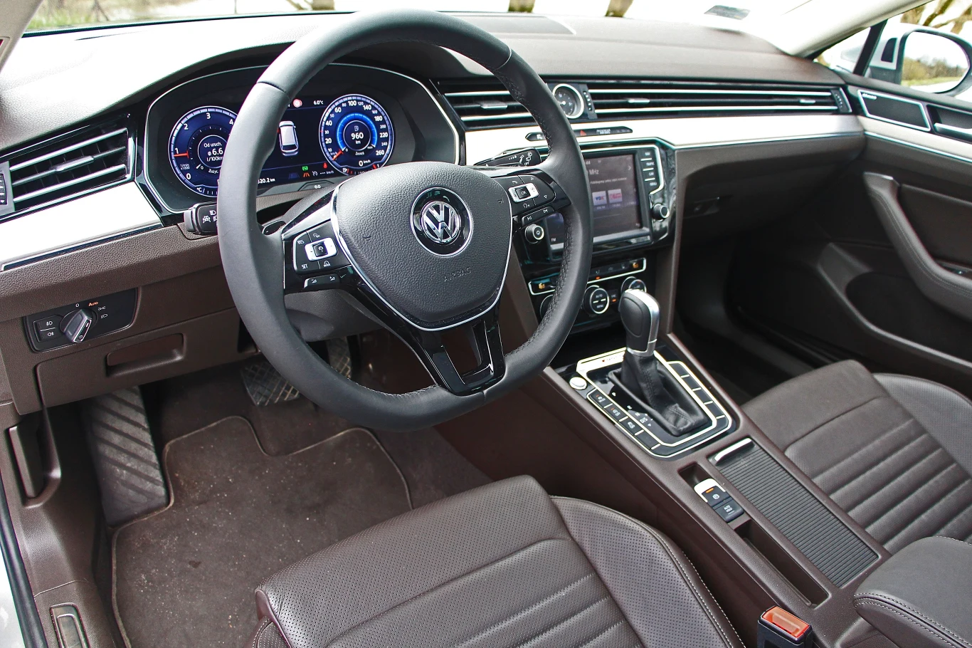 Volkswagen Passat Variant 2.0 TDI 240 KM 4MOTION Volkswagen Passat Variant 2.0 TDI 240 KM 4MOTION