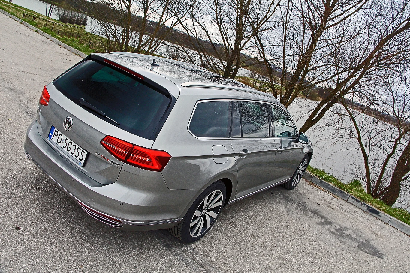 Volkswagen Passat Variant 2.0 TDI 240 KM 4MOTION Volkswagen Passat Variant 2.0 TDI 240 KM 4MOTION