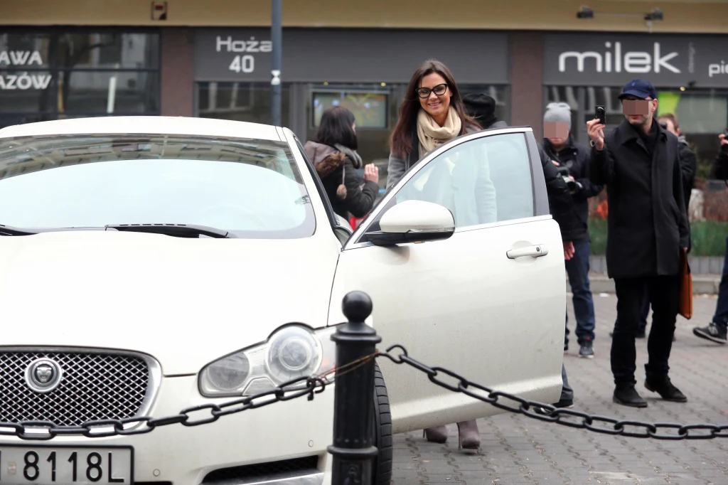 Kinga Rusin - Jaguar XF