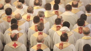 "Polacy wiele oczekują od duchownych. I słusznie"  - uważa prof. Tarnowski