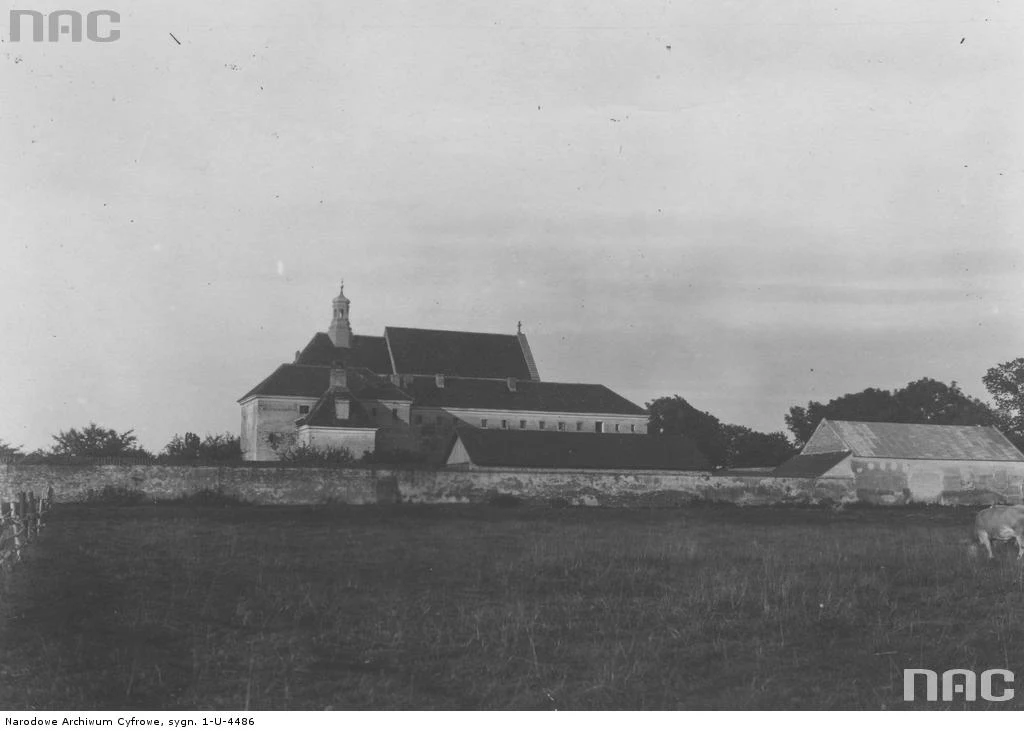 Olesko - kościół i klasztor oo. kapucynów 