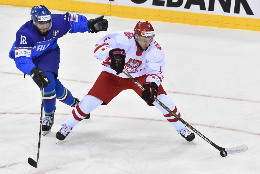 Gola dla "Biało-czerwonych" zdobył Grzegorz Pasiut, a na listę strzelców w zespole Italii wpisali się Brian Ihnacak i Anton Bernard. Gola dla "Biało-czerwonych" zdobył Grzegorz Pasiut, a na listę strzelców w zespole Italii wpisali się Brian Ihnacak i Anton Bernard.