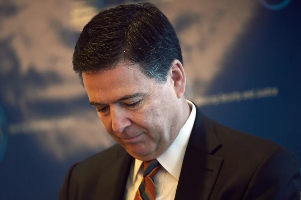 James Comey zamierzał przeprosić Polskę. Biały Dom mu na to nie pozwolił James Comey zamierzał przeprosić Polskę. Biały Dom mu na to nie pozwolił