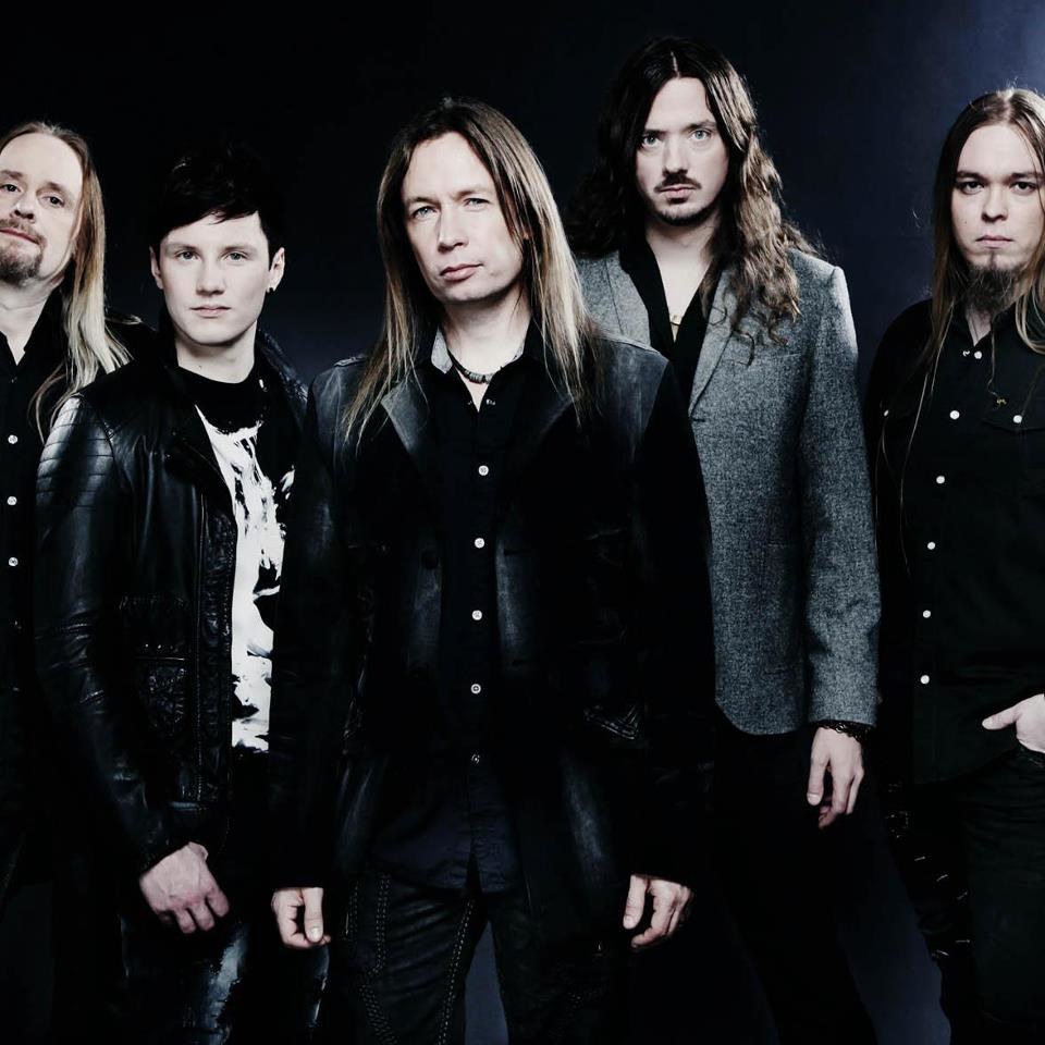 Stratovarius odlicza do premiery