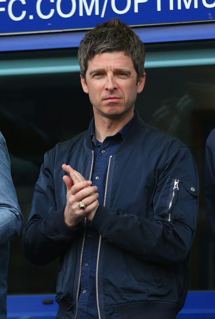 Noel Gallagher nie lubi bielizny?