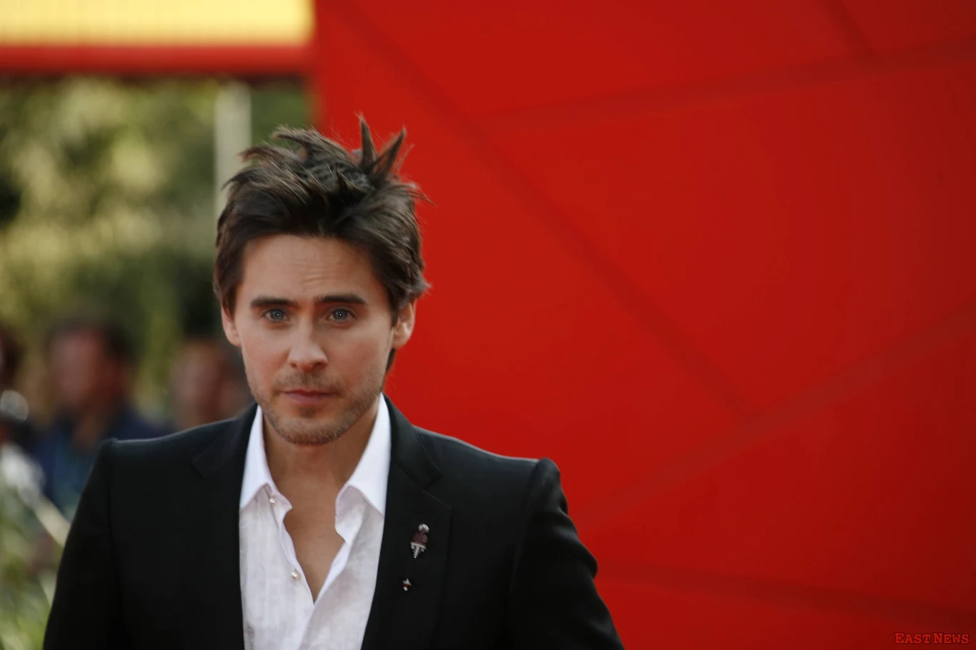 W filmie "Mr. Nobody" (2009) zagrał dwanaście różnych wersji tej samej postaci