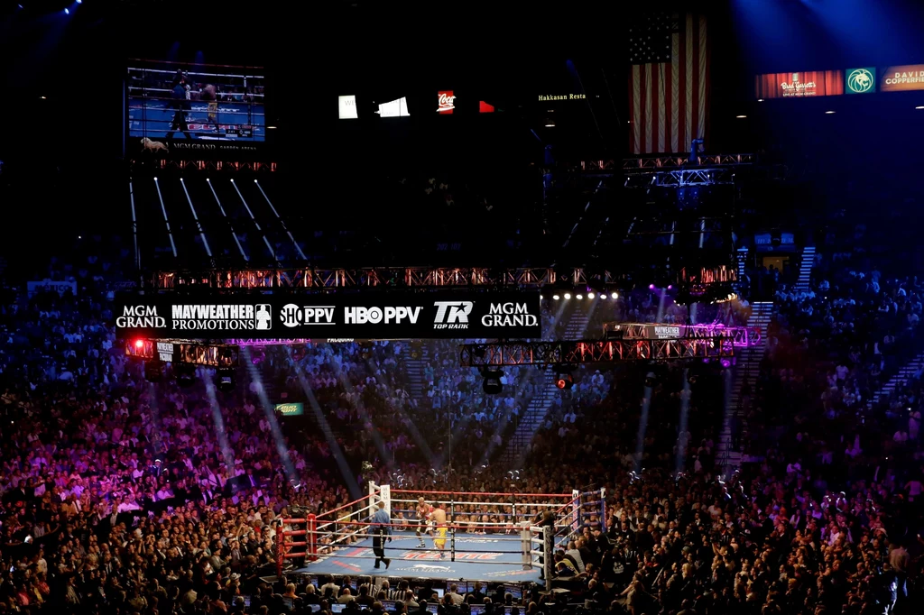 Mayweather Jr lepszy od Manny'ego Pacquiao