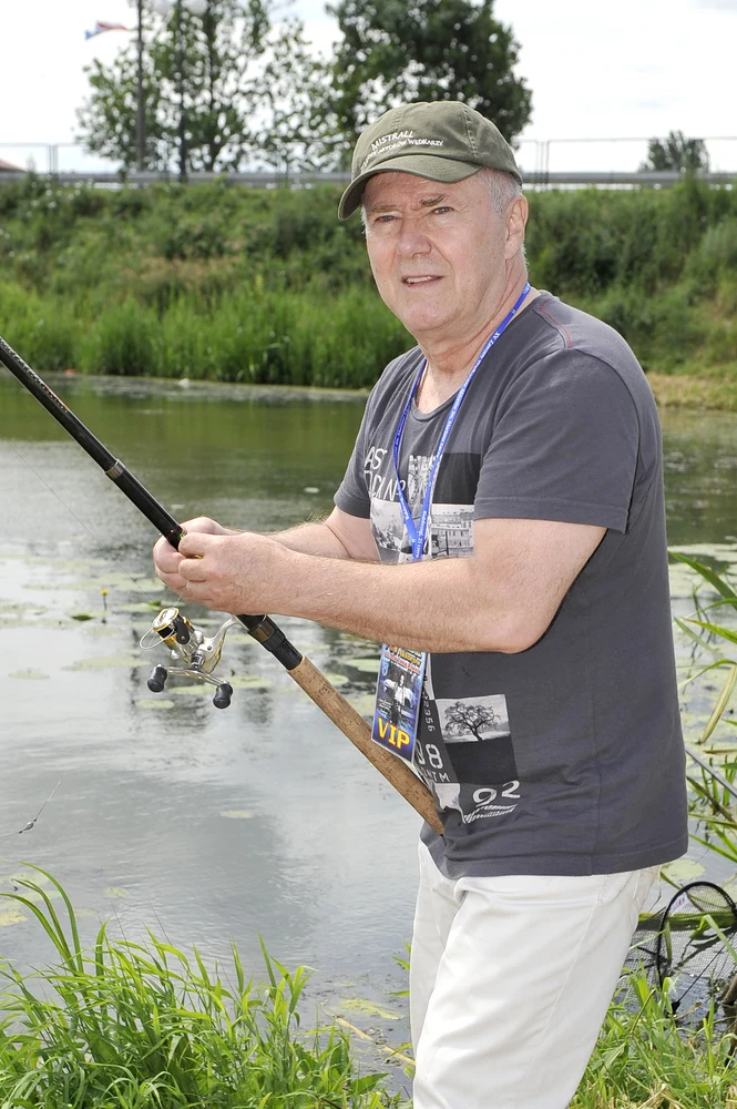 Włodzimierz Matuszak jest zapalonym wędkarzem