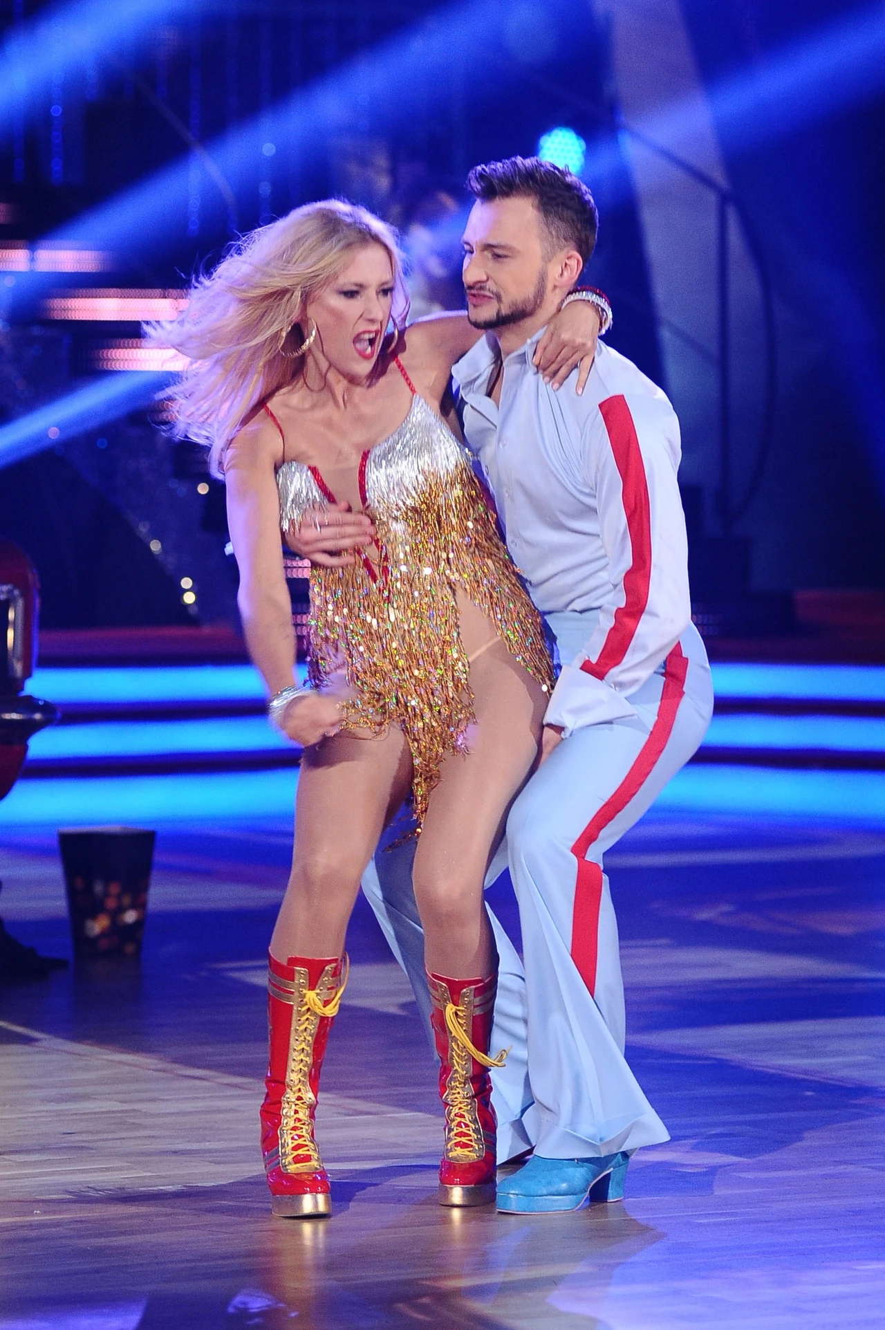 Sylwia Juszczak-Arnesen w "Tańcu z gwiazdami" Sylwia Juszczak-Arnesen w "Tańcu z gwiazdami"