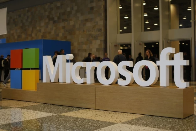 Microsoft wciąż nie zaprezentował flagowego smartfona Microsoft wciąż nie zaprezentował flagowego smartfona