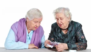 ​Seniorzy mogą dostać emeryturę wyższą nawet o kilkaset złotych. Wystarczy, że skorzystają z tej ulgi