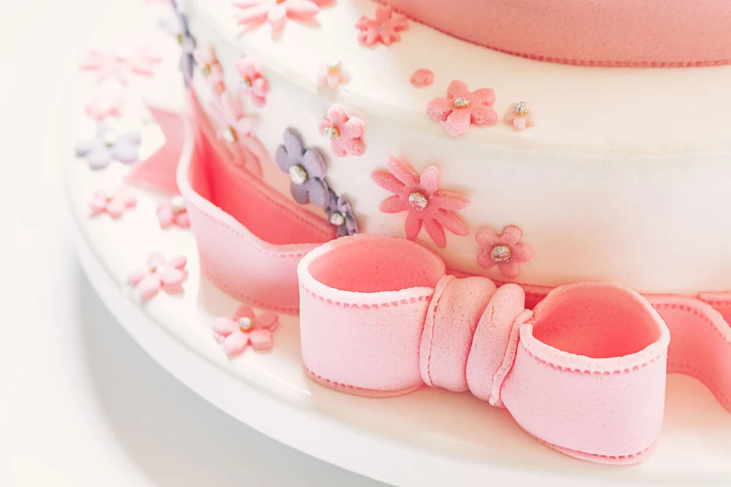 Tort komunijny Tort komunijny
