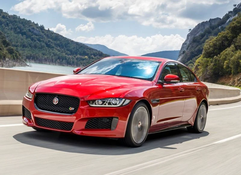 Jaguar XE