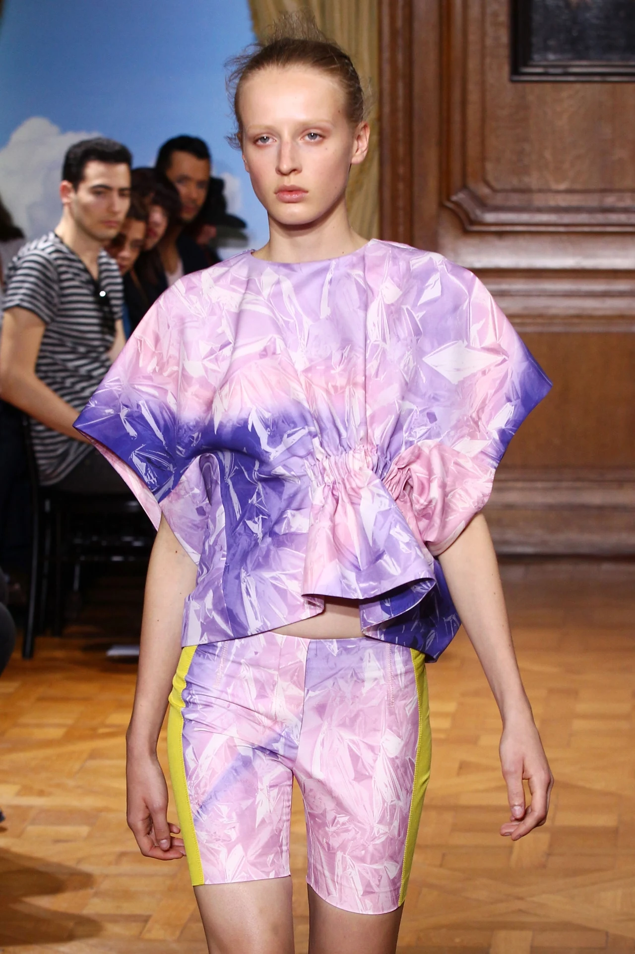 Kolekcja Viktor&Rolf wiosna - lato 2015. Pokaz z Paryskiego Tygodnia Mody Kolekcja Viktor&Rolf wiosna - lato 2015. Pokaz z Paryskiego Tygodnia Mody