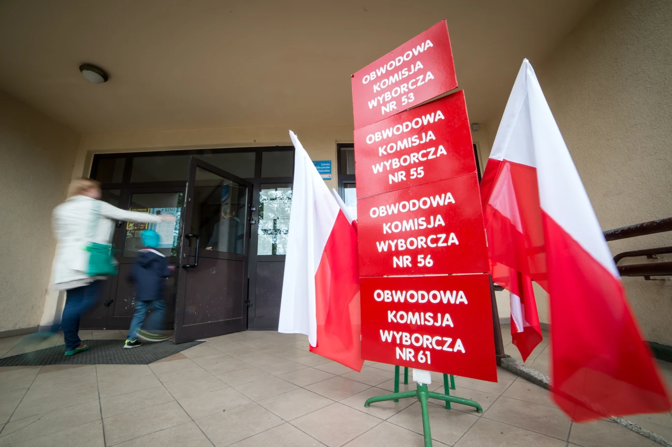 Lokal wyborczy w Zespole Szkół nr 5 Mistrzostwa Sportowego w Bydgoszczy