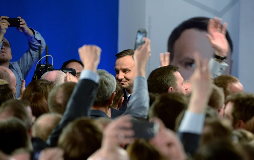 Wieczór wyborczy w sztabie kandydata PiS Andrzeja Dudy