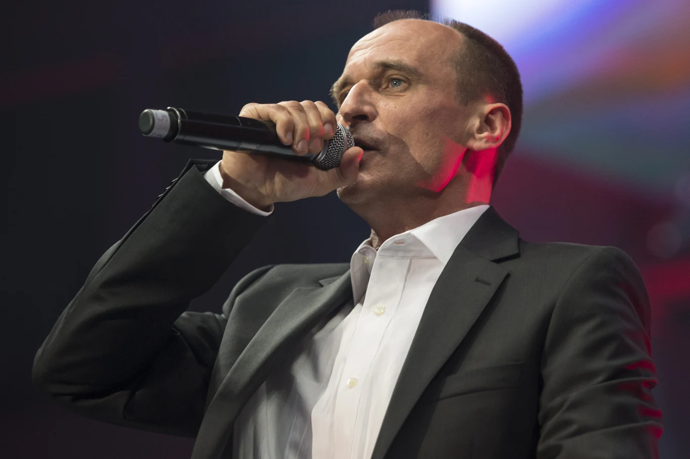 Kandydat na prezydenta RP Paweł Kukiz po ogłoszeniu wyników sondażowych