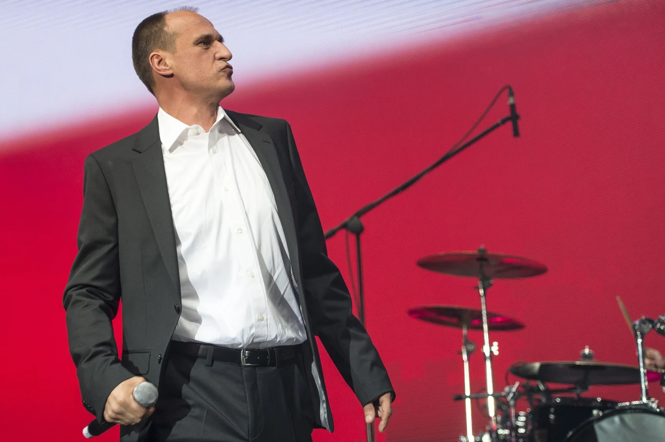 Kandydat na prezydenta RP Paweł Kukiz po ogłoszeniu wyników sondażowych