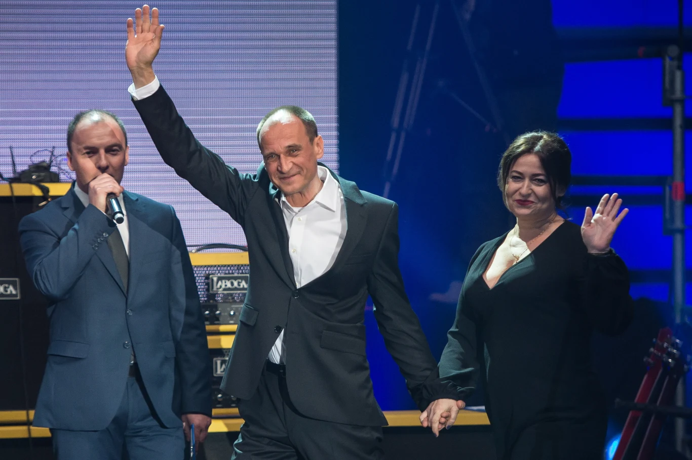 Kandydat na prezydenta RP Paweł Kukiz po ogłoszeniu wyników sondażowych