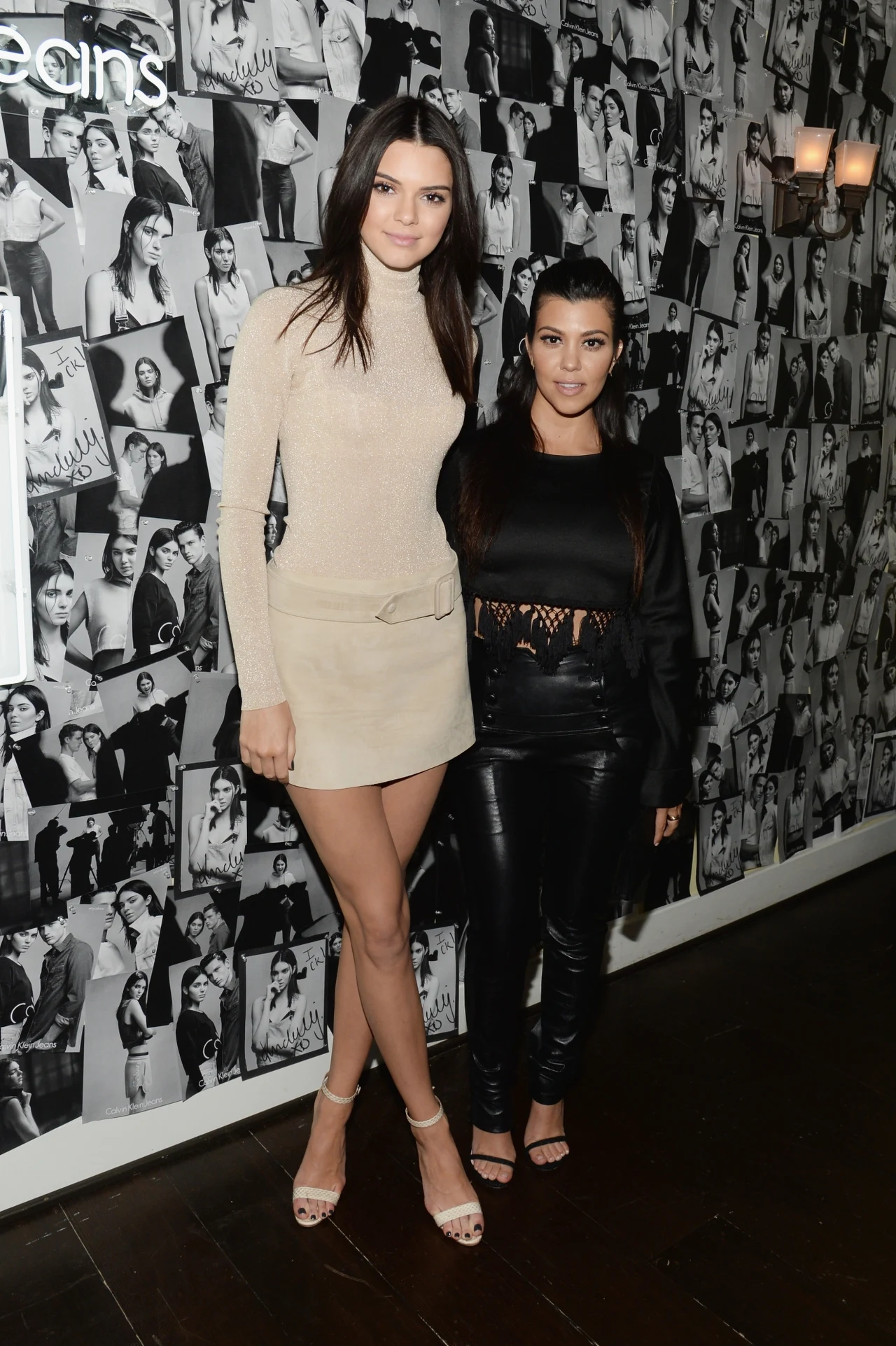 Kendall Jenner i Kourtney Kardashian Kendall Jenner i Kourtney Kardashian