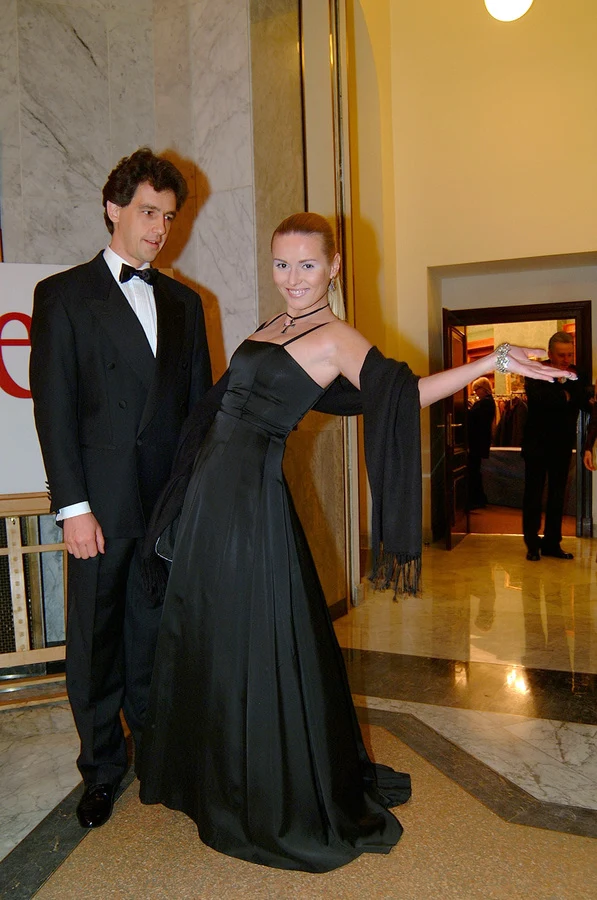 Hanna z ojcem swoich córek, Jackiem Kozieńskim Hanna z ojcem swoich córek, Jackiem Kozieńskim